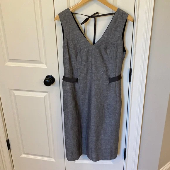 Banana Republic | Dresses | Banana Republic Vneck Cottonlinen Shift Dress  Classic Shaped Seamed Darts | Poshmark